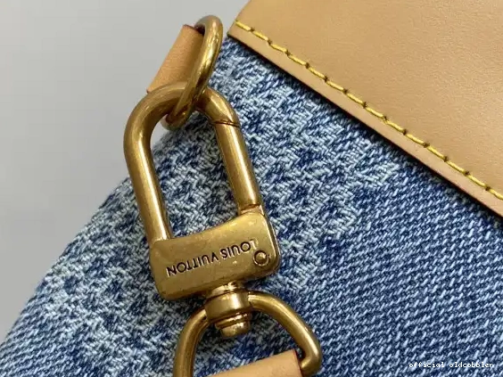 Official oldcobbler LOUIS POCHETTE TO-GO-30*21.5*2cm VUITTON 0611